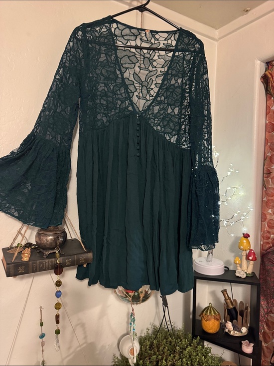 Free People Tops - Free People Teal Lace Yoke V-Neck Bell Sleeve Tunic